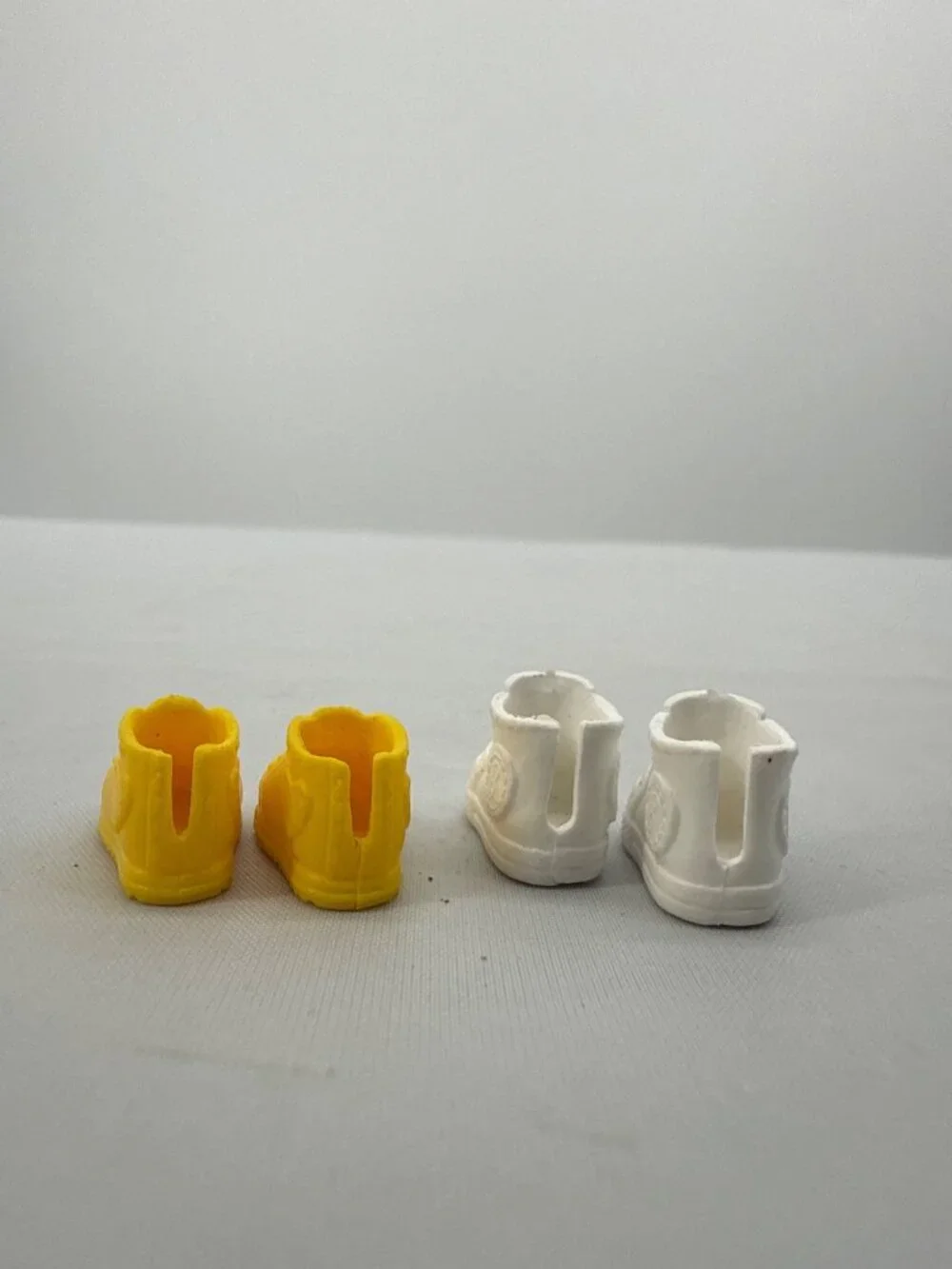 Vintage Barbie Sibling White B Logo & Yellow Heart High Top Sneaker Doll Shoes L